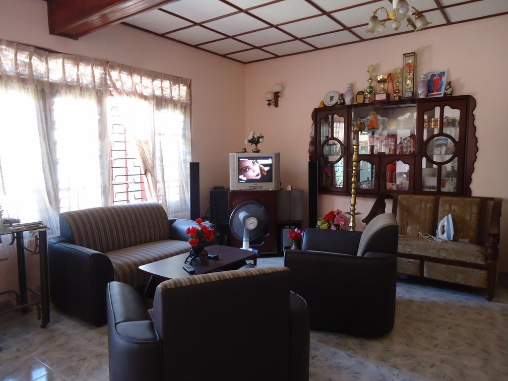 Hector House Hotell Weligama Exteriör bild