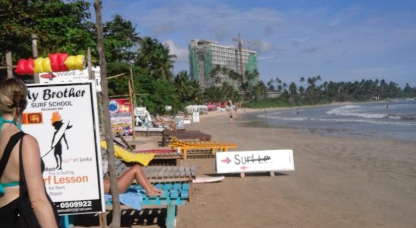 Hector House Hotell Weligama Exteriör bild
