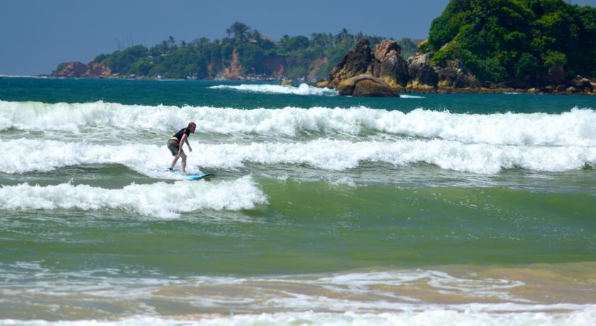 Hector House Hotell Weligama Exteriör bild